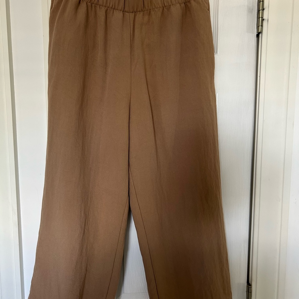 H&M Tan Elastic Waist Crop Pants